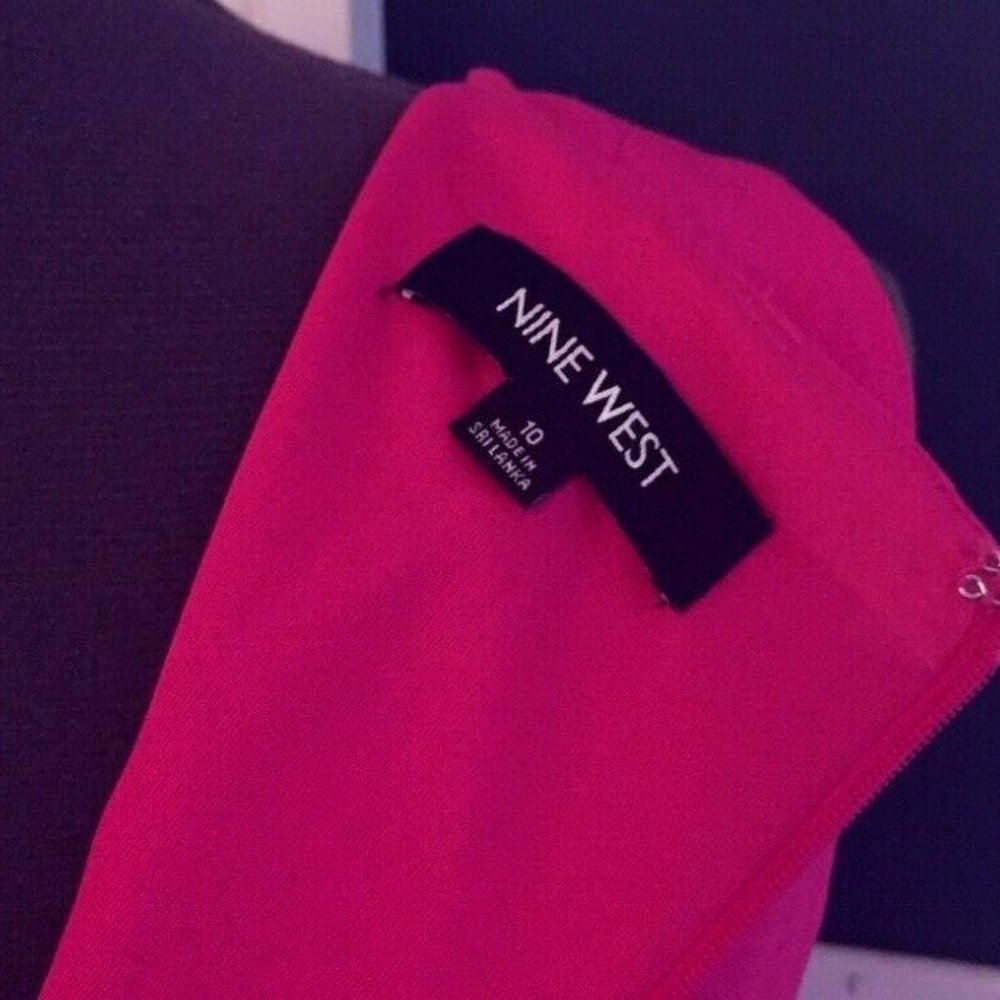 NINE WEST Dress, Size 10, Dark Pink Fuchsia, Good All-Occassion Dress - Picture 4 of 9